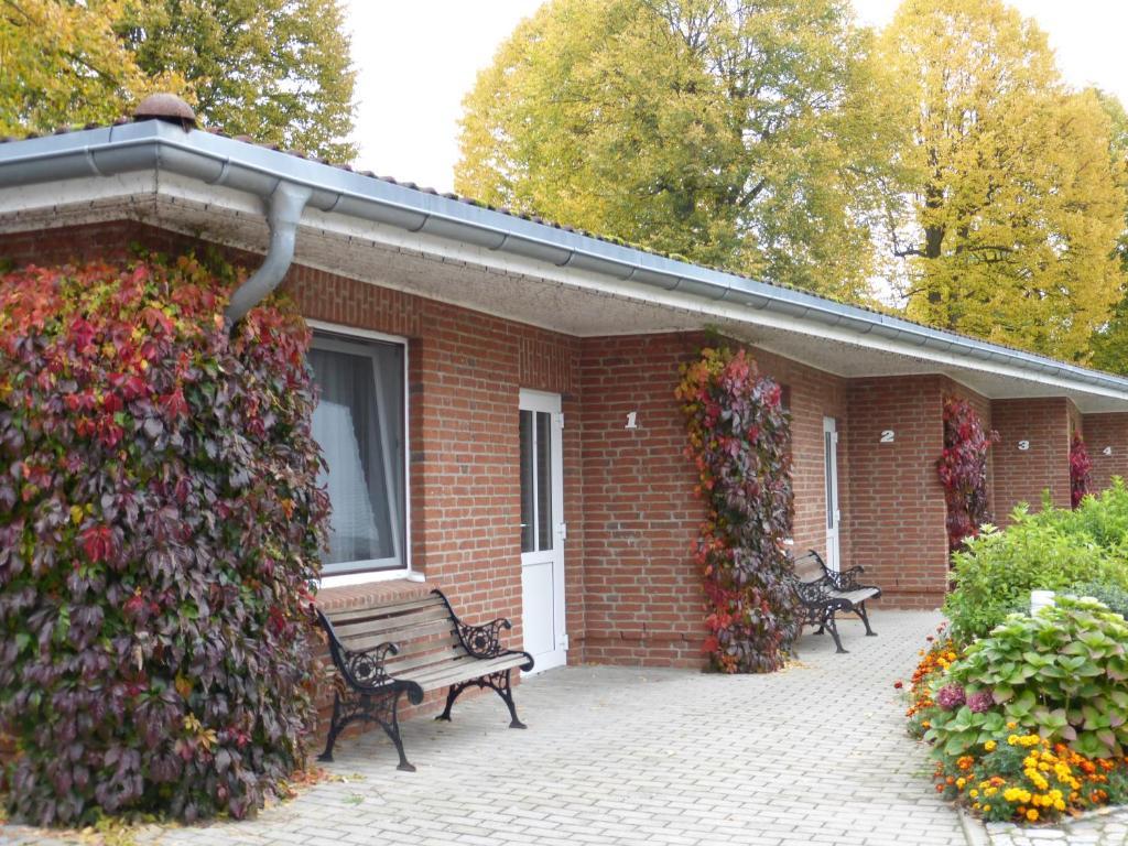 Hotel Am Schlosspark 말린 외부 사진